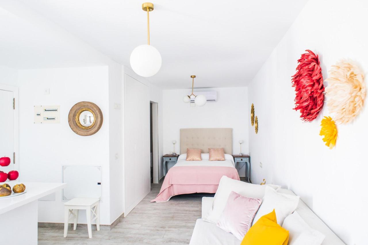 Studio Lirio Seaview Corralejo By Holidays Home Esterno foto