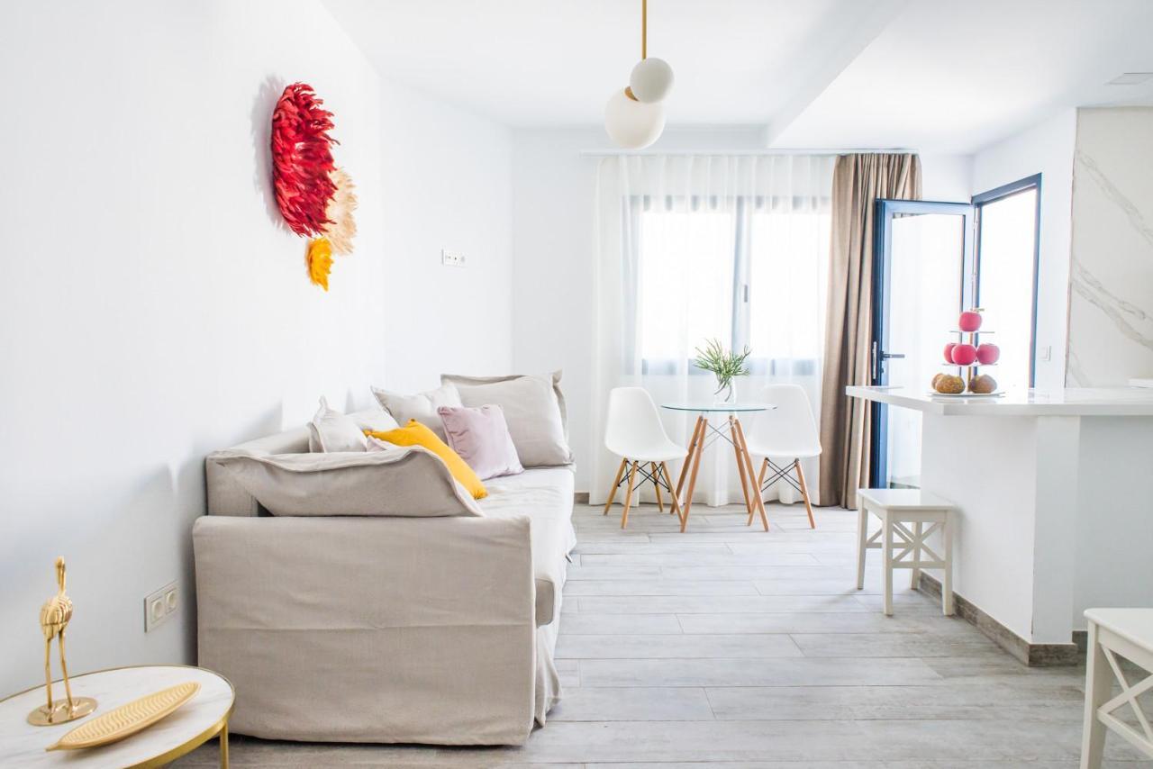Studio Lirio Seaview Corralejo By Holidays Home Esterno foto