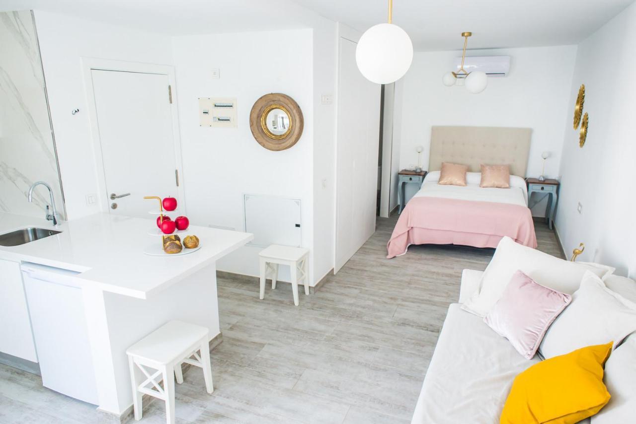 Studio Lirio Seaview Corralejo By Holidays Home Esterno foto