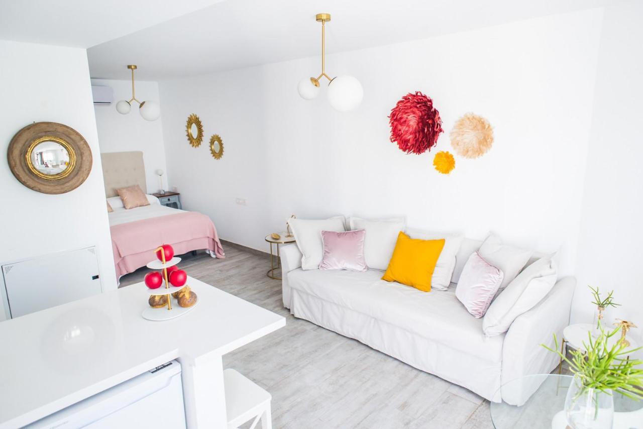 Studio Lirio Seaview Corralejo By Holidays Home Esterno foto