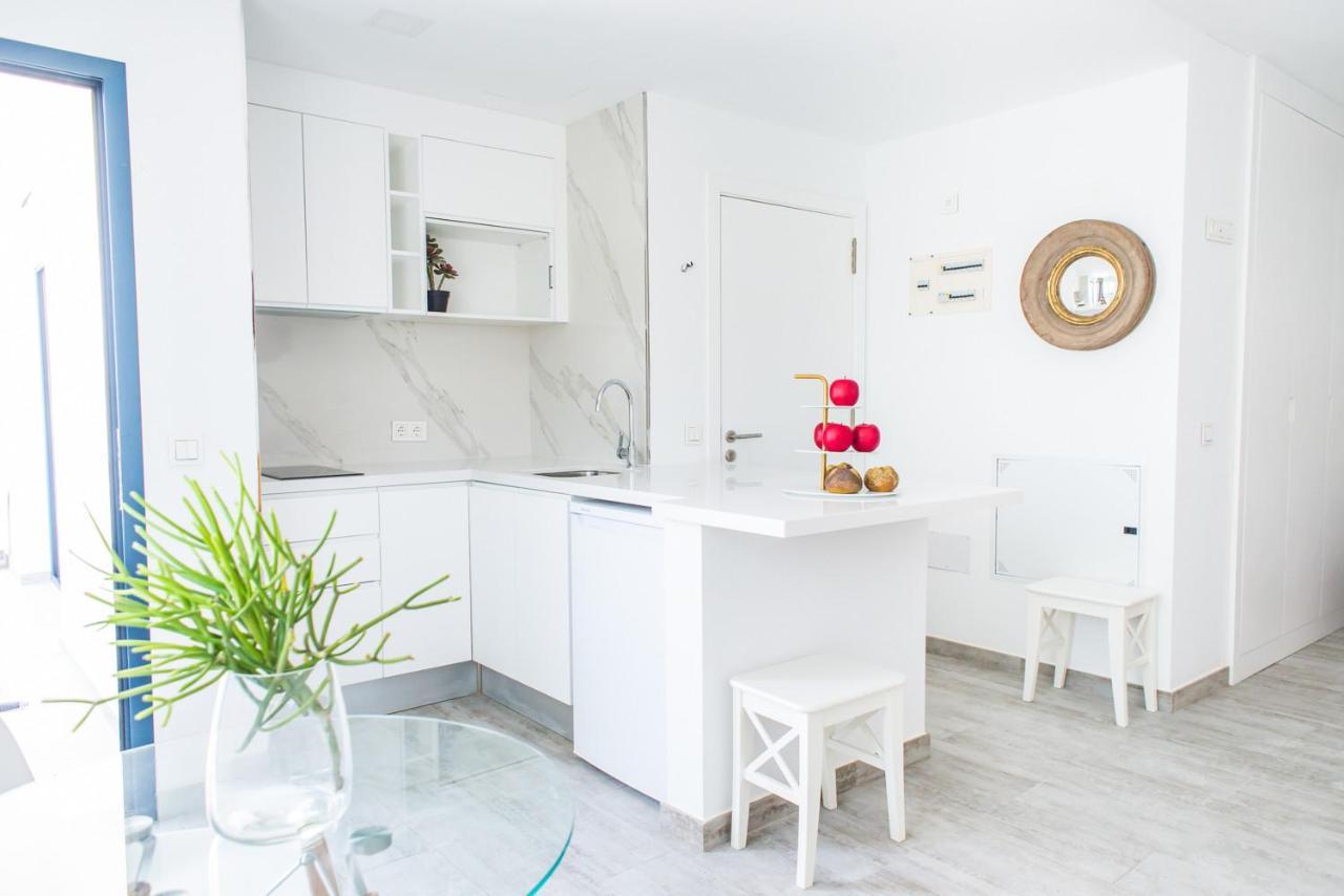 Studio Lirio Seaview Corralejo By Holidays Home Esterno foto